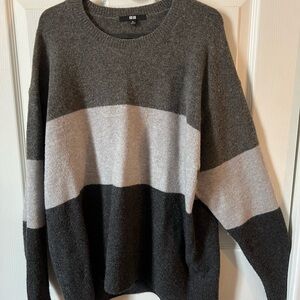 Uniqlo Wool Blend 3D Knit Colorblock Sweater